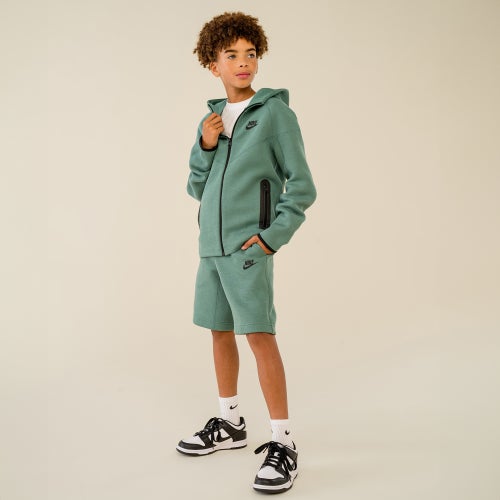 

Boys Nike Nike Tech Fleece Shorts - Boys' Grade School Bicoastal/Black Size XL