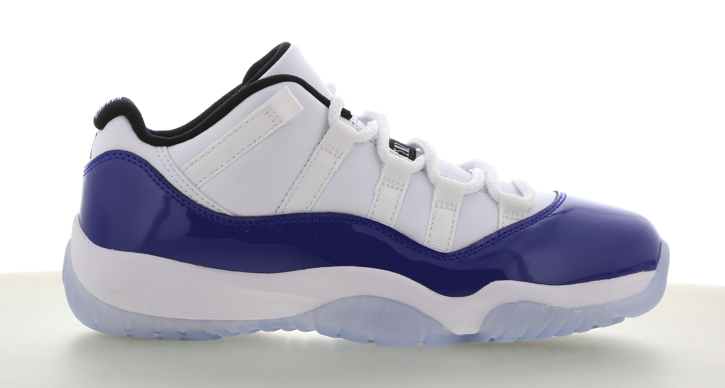 jordan xi footlocker