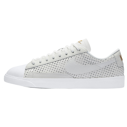 nike blazer low women