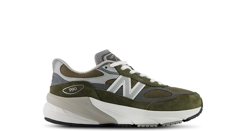 New Balance 990 V6