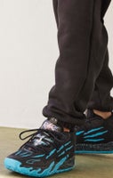 SHOP PERFORMANCE BASKETBALL
