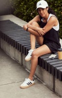 SHOP CASUAL SNEAKERS