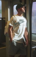 SHOP NIKE