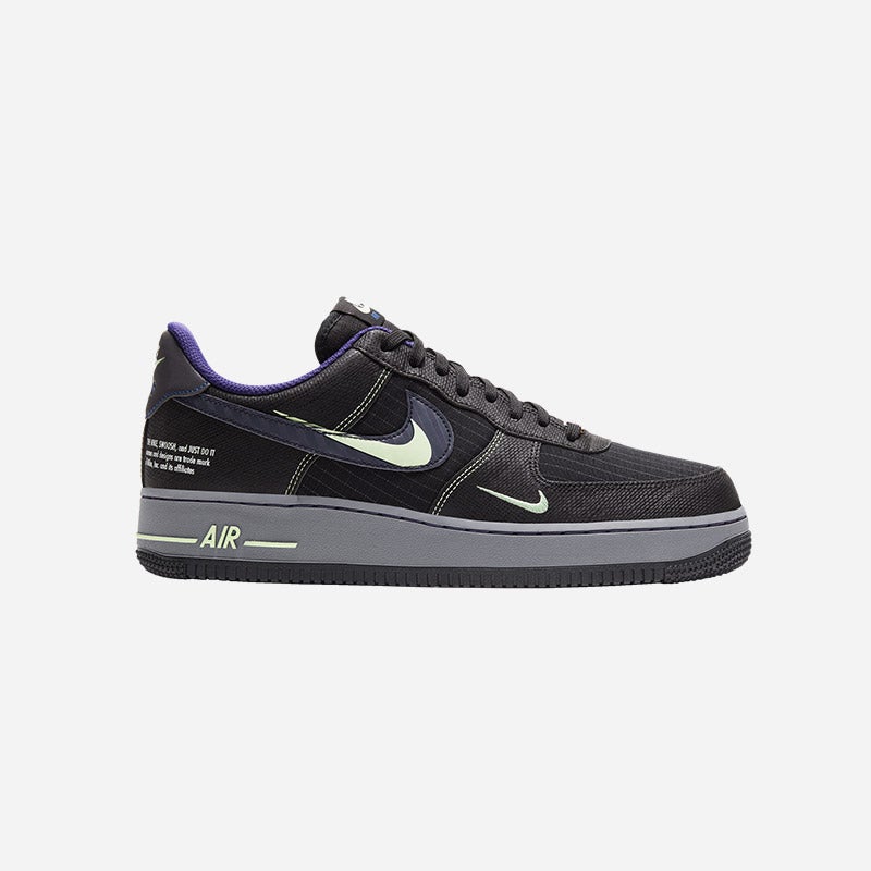 Shop the Men's Nike Air Force 1 LV8.