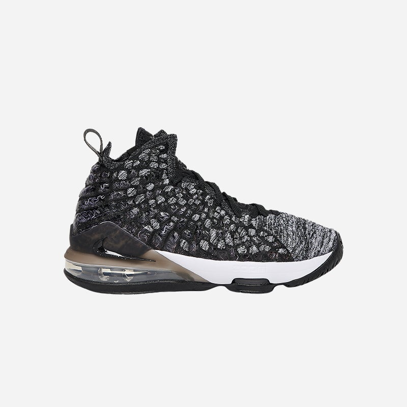 Shop the Men's Nike LeBron 17.