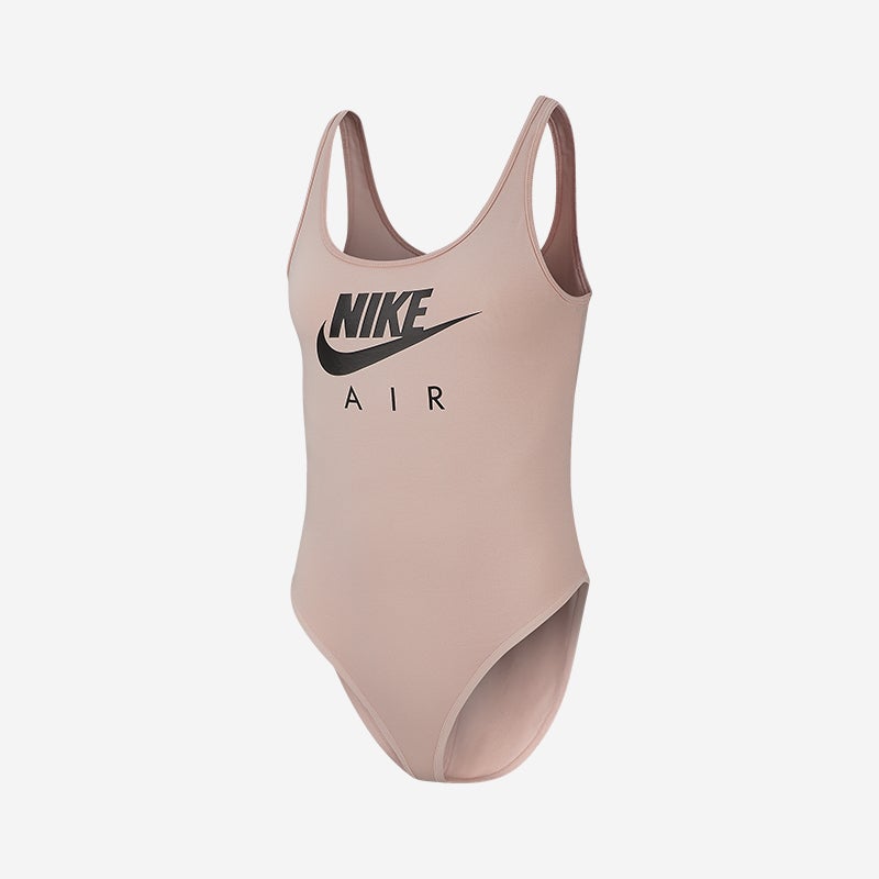 Shop the Women's Nike Essential Crop Hoodie.