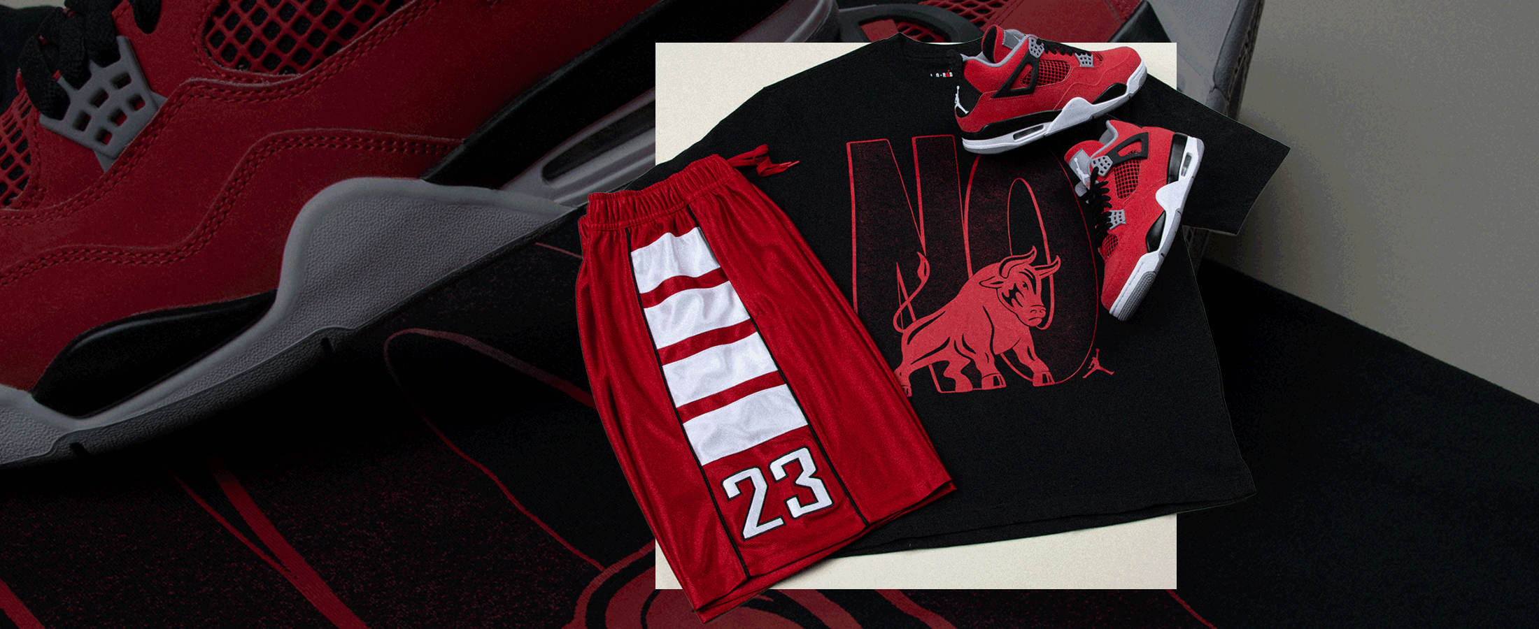 Jordan Retro 4 'Toro Red' Launch