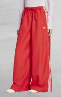 SHOP PANTS