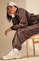 SHOP NEW BALANCE