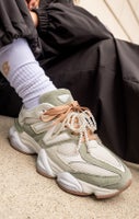 SHOP NEW BALANCE