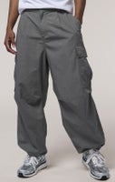 SHOP BAGGY PANTS