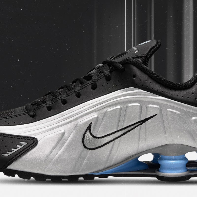 NIKE SHOX