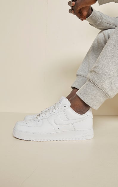 mens nike trainers footlocker