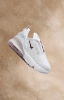 Running Shoes 
