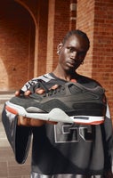 Jordan 4 
