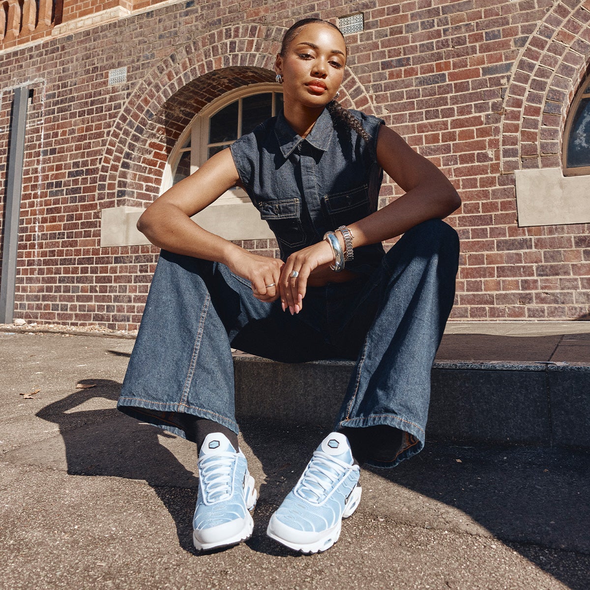 'Aluminum' is all about clear skies and clean lines. With soft blue tones and a metallic Swoosh, it’s streetwear with no limits.