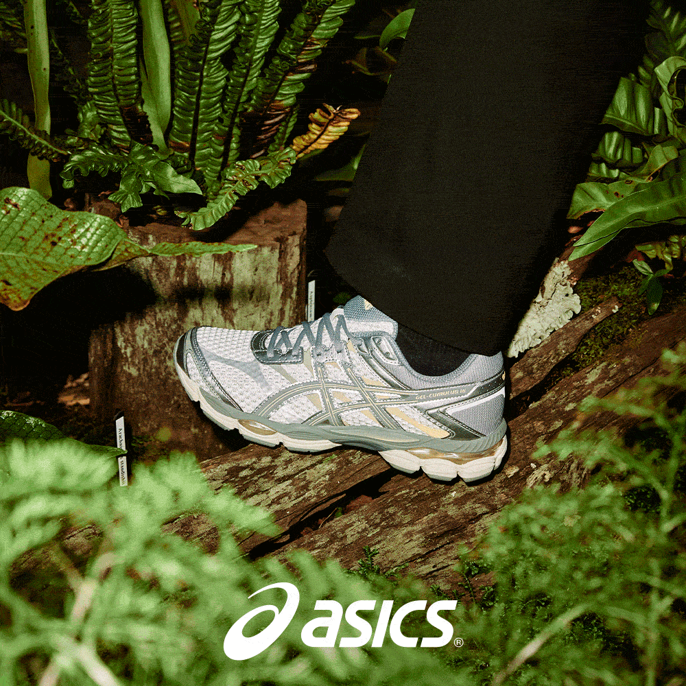 The GEL-CUMULUS 16 delivers cloud-like comfort with a steel-strong stride. Built for runners who demand durability and flow.