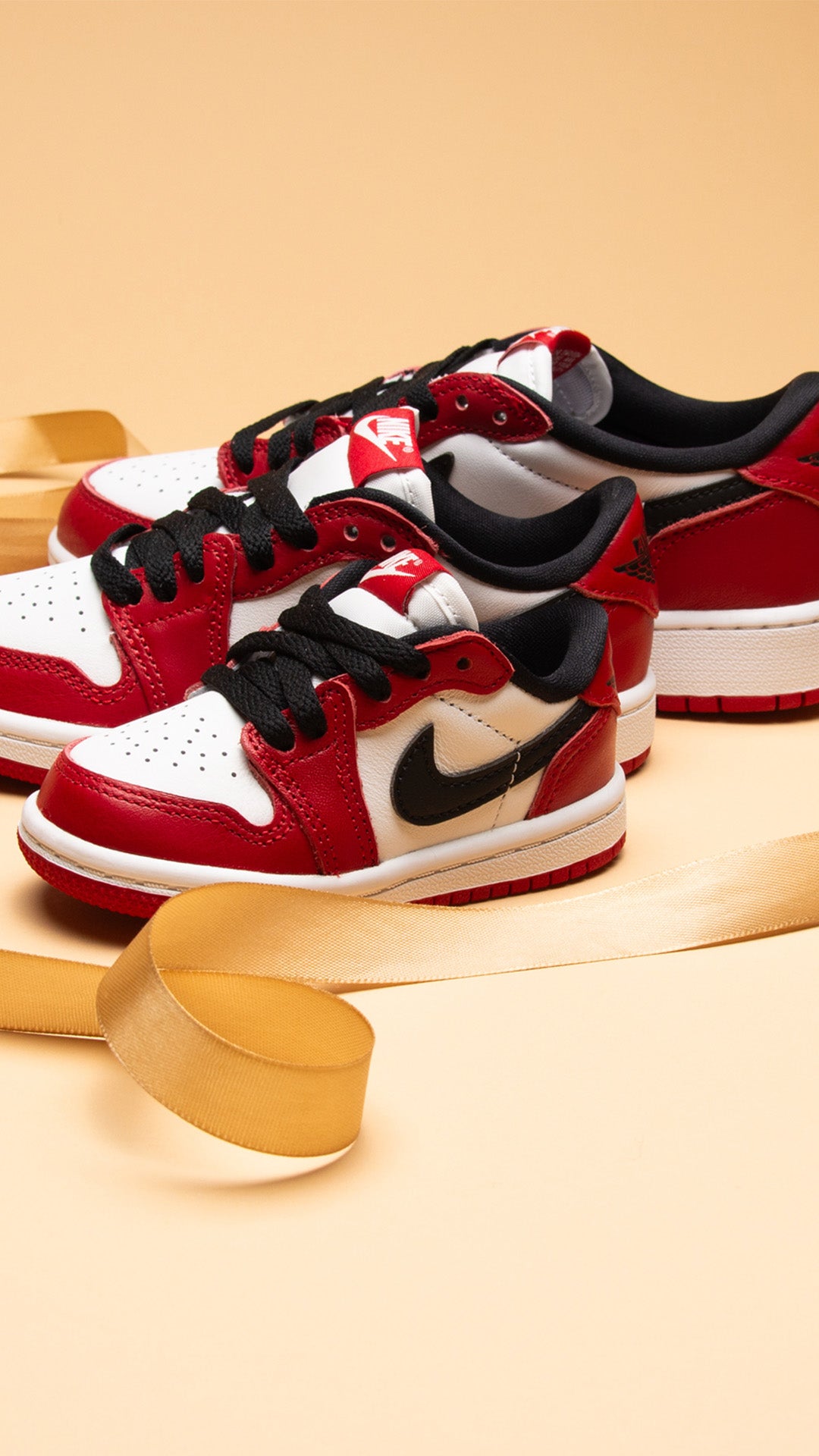 AJ1 Retro Low OG ‘Chicago’. Shop Now