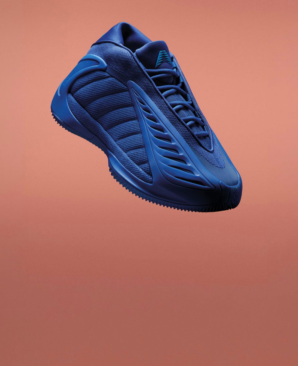 VELOCITY BLUE Anthony Edwards’ AE 2 lands in a bold Velocity Blue colourway built for speed, control and statement play. SHOP THE STYLE