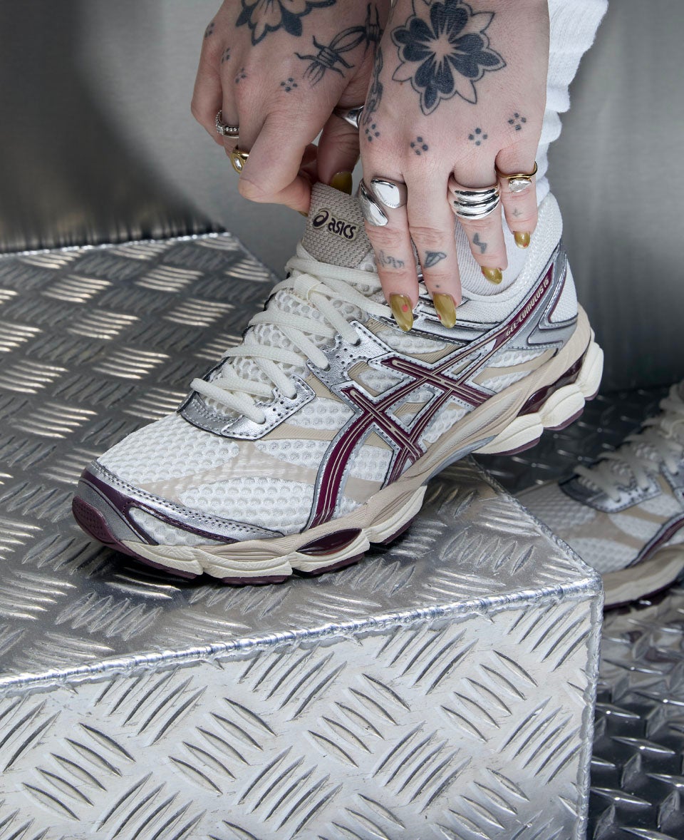 ASICS GEL-CUMULUS. The GEL-Cumulus goes fashion-first with clean lines & everyday flex. SHOP THE STYLE