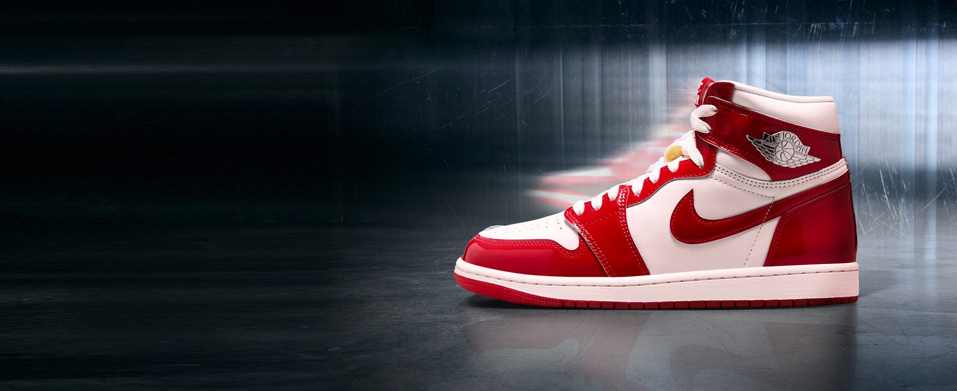 AJ1 RETRO HI OG BRED TOE. Iconic style meets course-ready performance. SHOP THE STYLE 