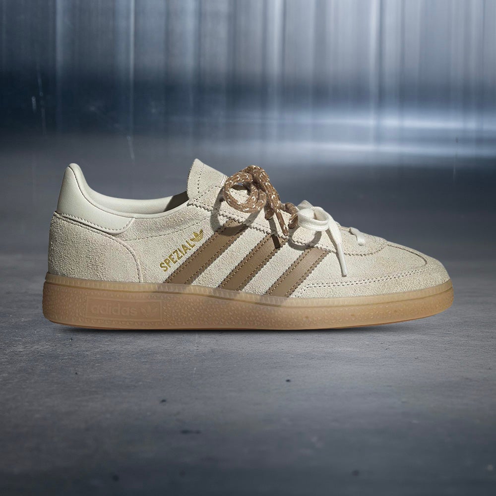 ADIDAS SPEZIAL Clean suede. Premium details. Endless outfit potential. SHOP THE STYLE