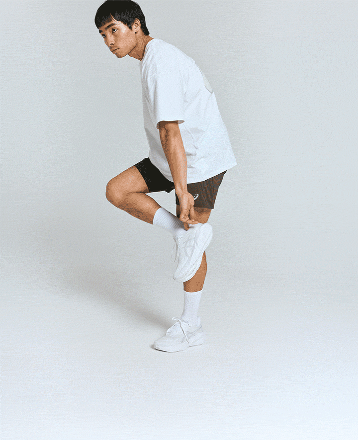 ASICS NOVABLAST 6. Push your pace in a lightweight runner made for energy return. SHOP THE STYLE 