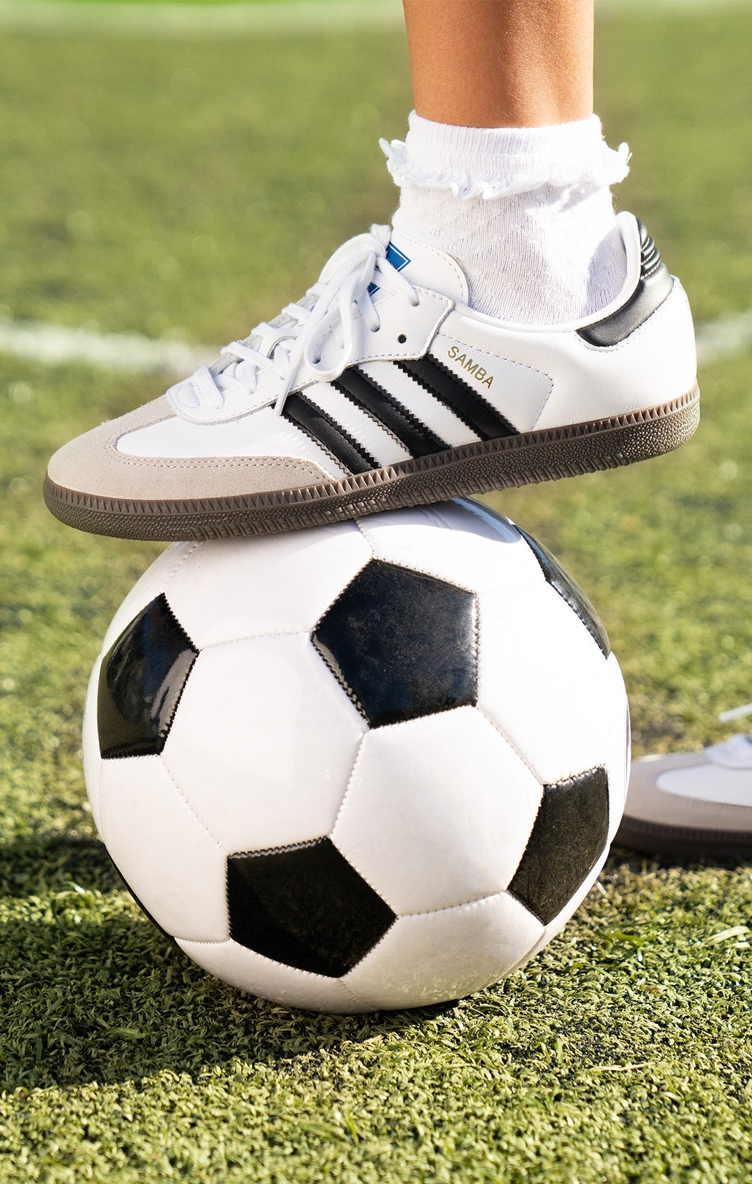 footlocker girls sneakers