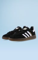 HANDBALL SPEZIAL 
