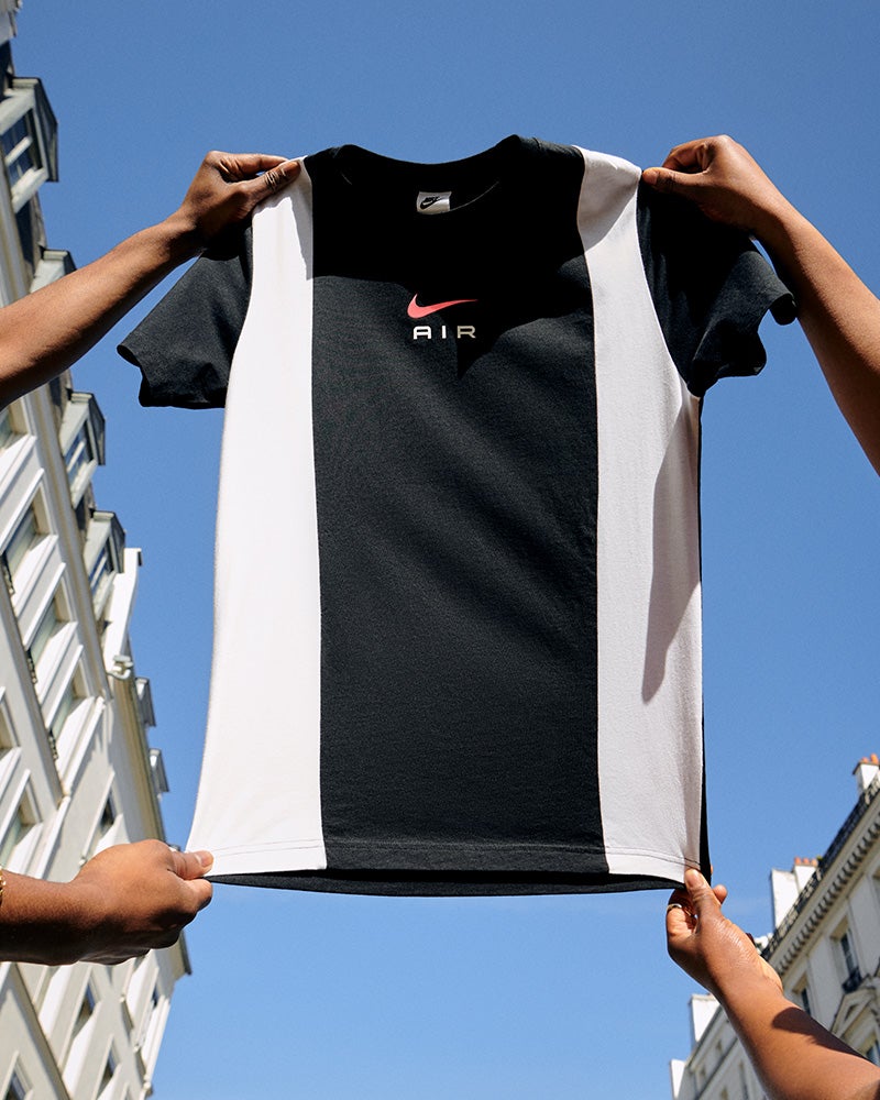 The Heart of Sneakers Foot Locker Denmark