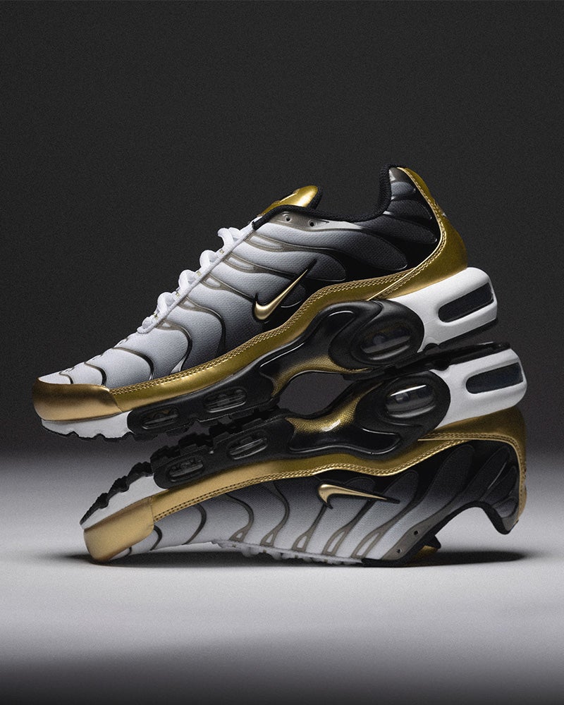 Black and gold tns footlocker outlet
