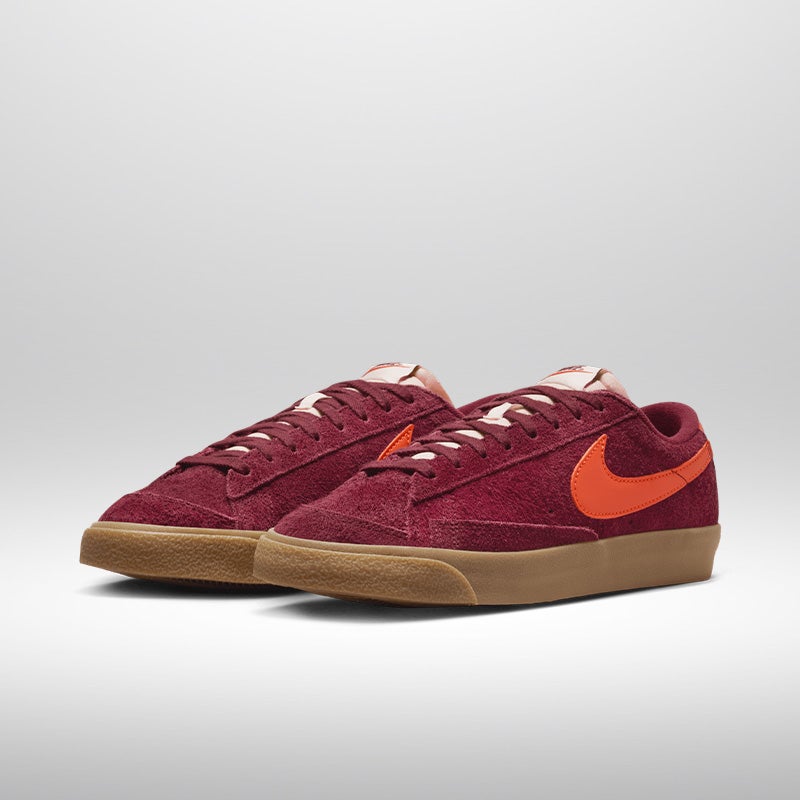 style-red-sneakers