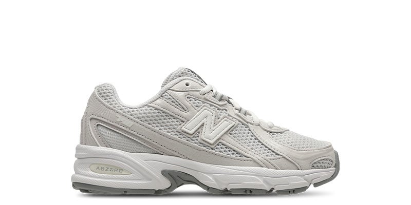 New Balance 740