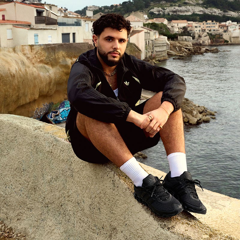 how-athletic-shoes-became-everyday-fashion