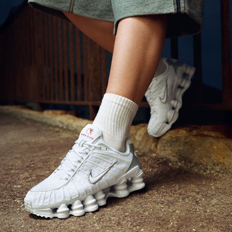 how-athletic-shoes-became-everyday-fashion