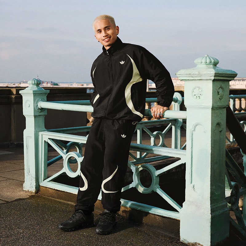 how-athletic-shoes-became-everyday-fashion