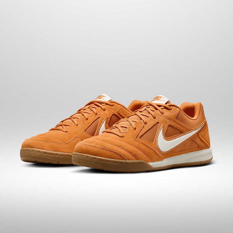 NIKE GATO