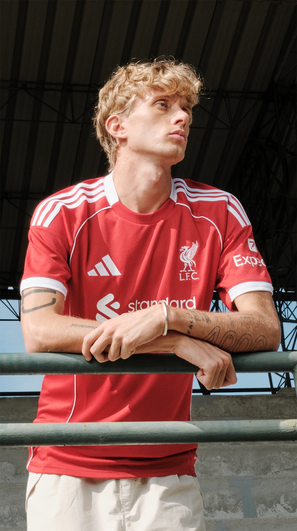 Más allá del campo