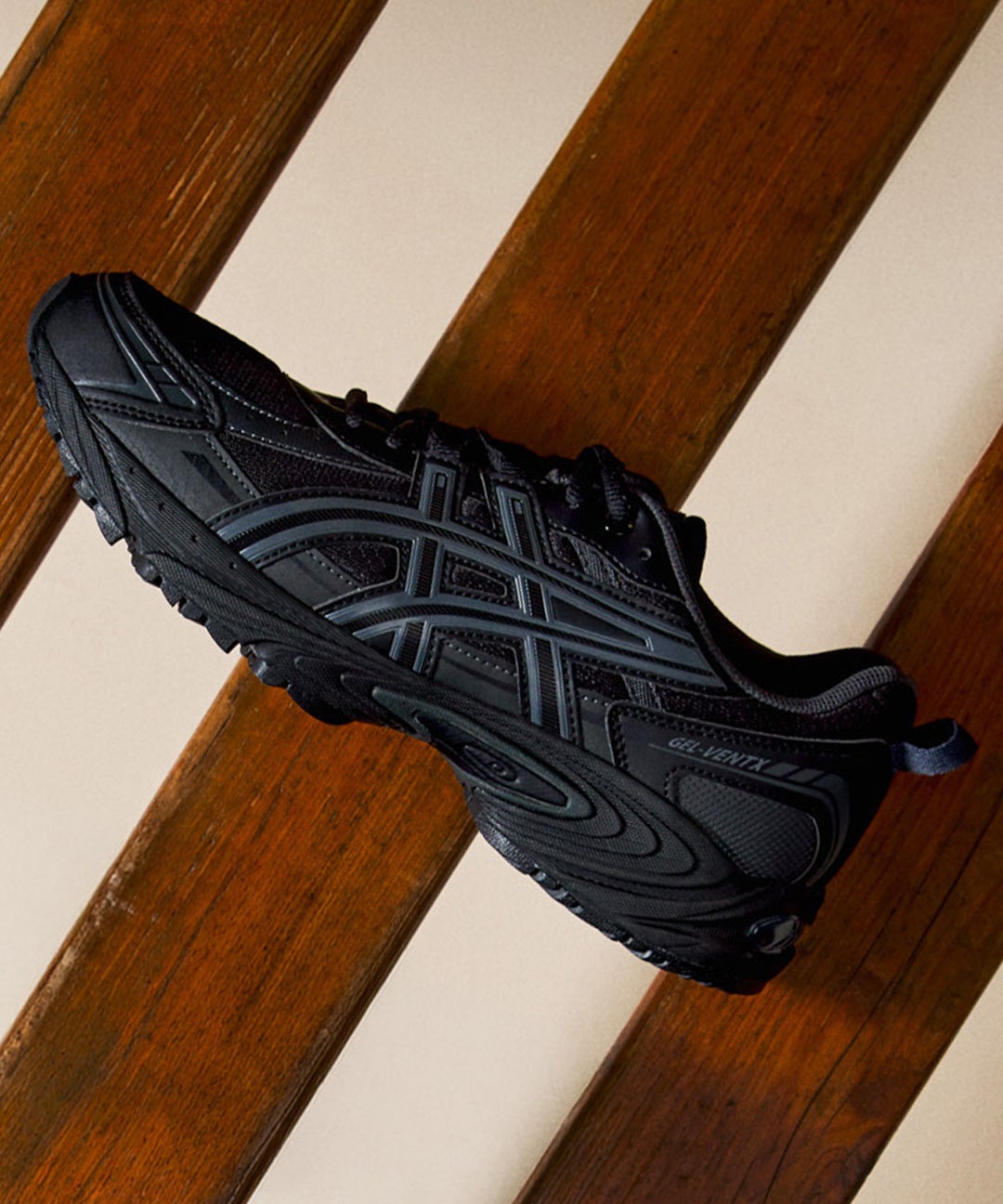 ASICS
