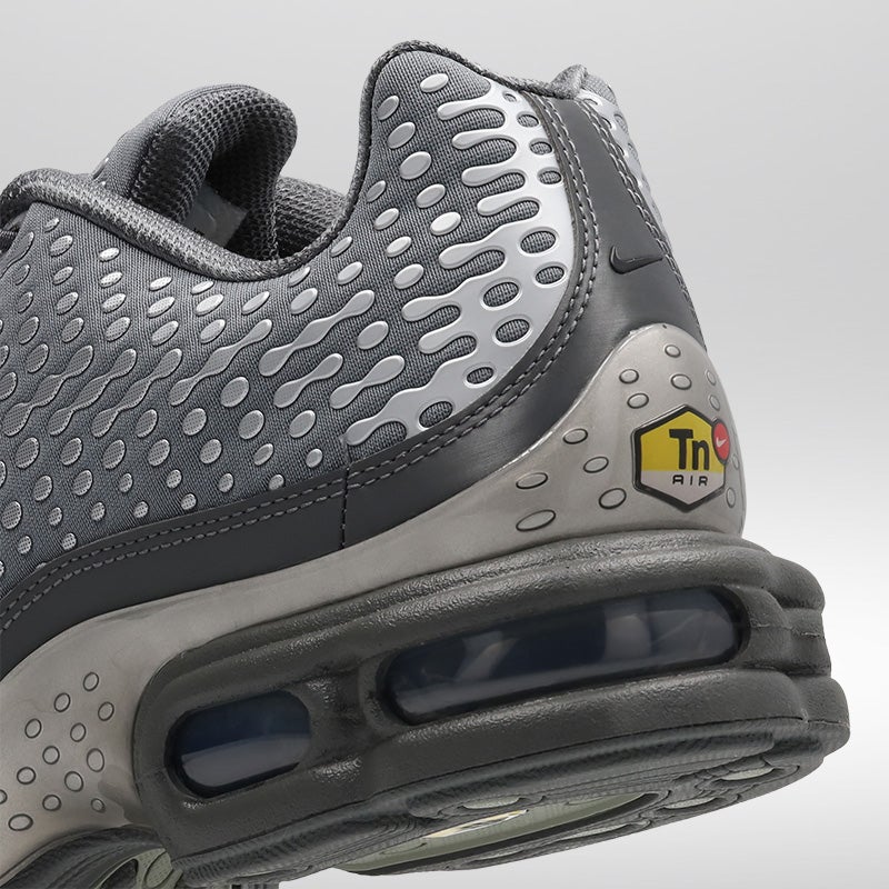 how-to-stop-sneakers-from-squeaking