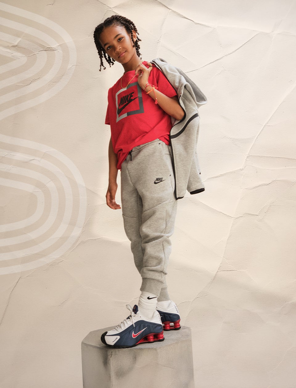 SHOP NIKE
