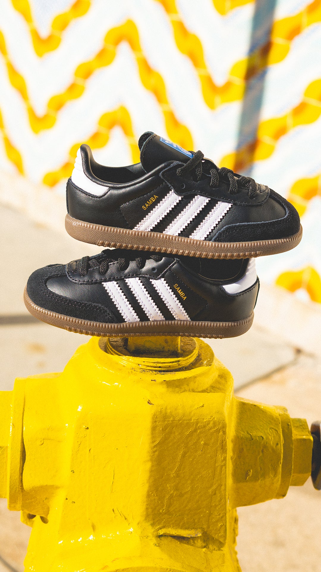 Shop lifestyle soccer Shoes