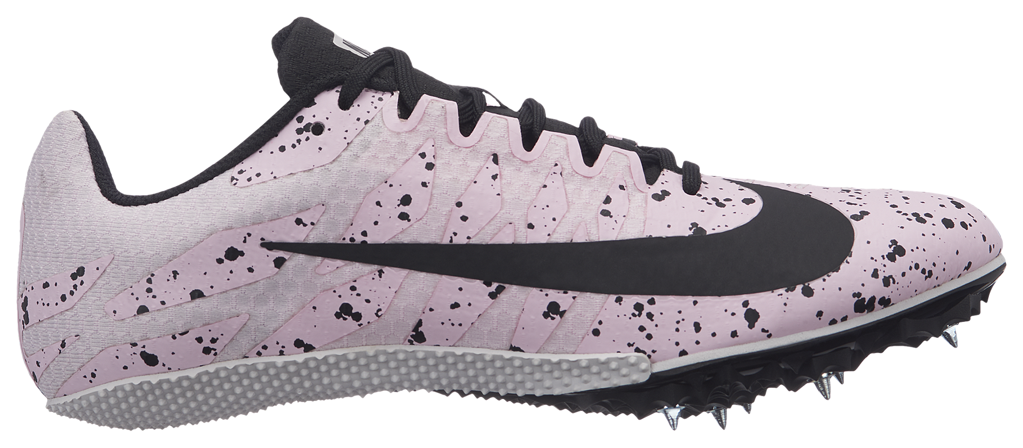girl track spikes