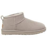 Uggs at hot sale foot locker