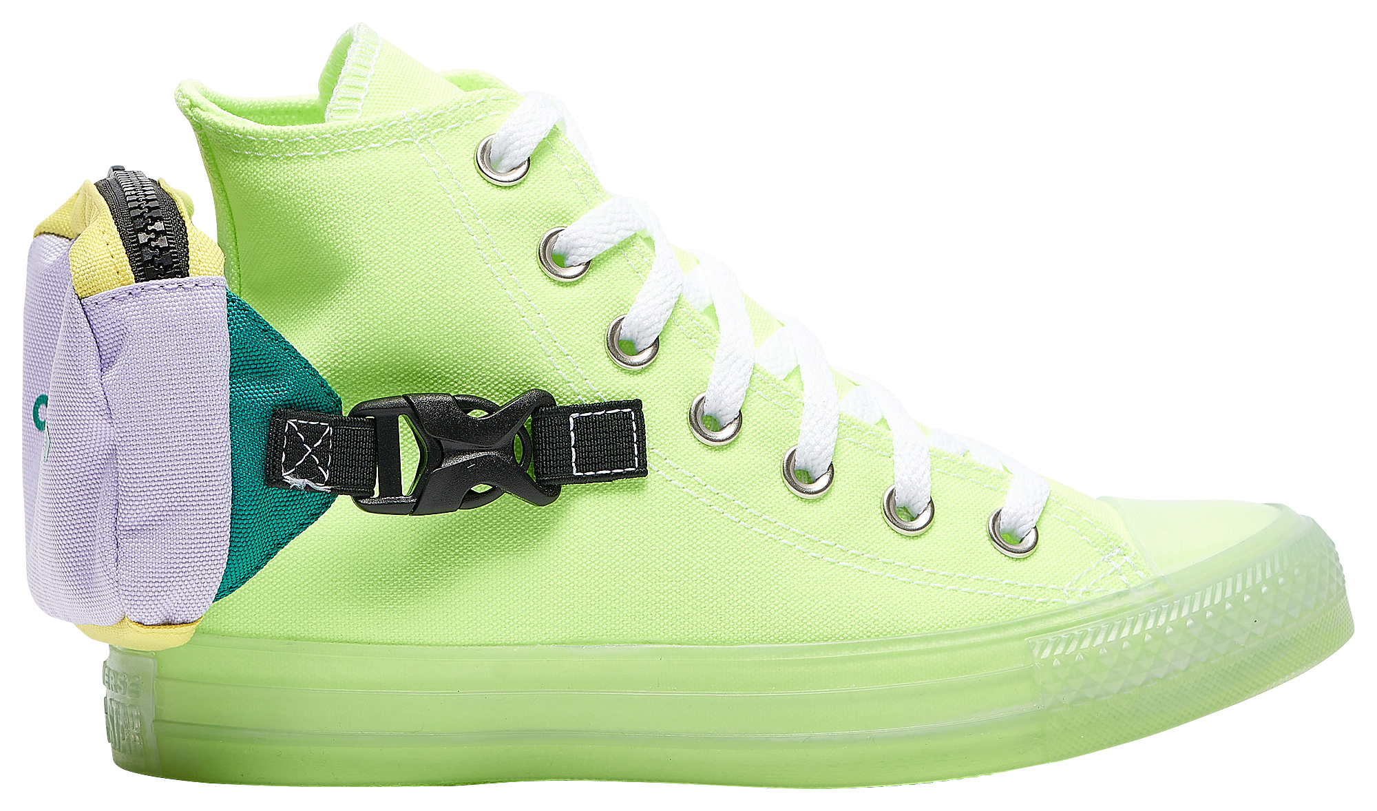 cleaning chuck taylors