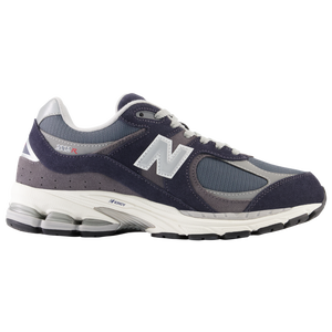 Foot locker new balance 624 hotsell