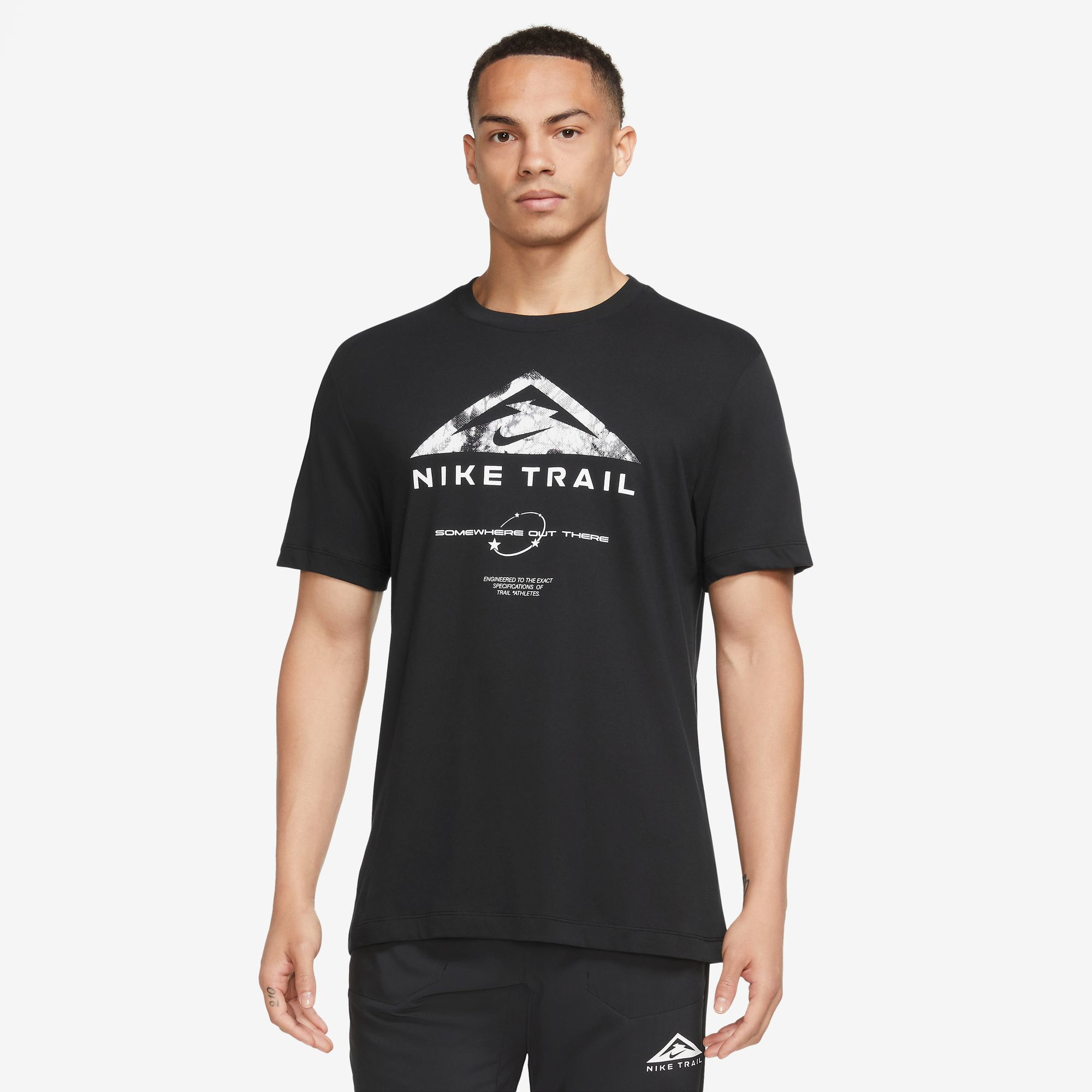 Nike trail 2025 t shirt