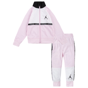 Jordan hot sale tracksuit footlocker