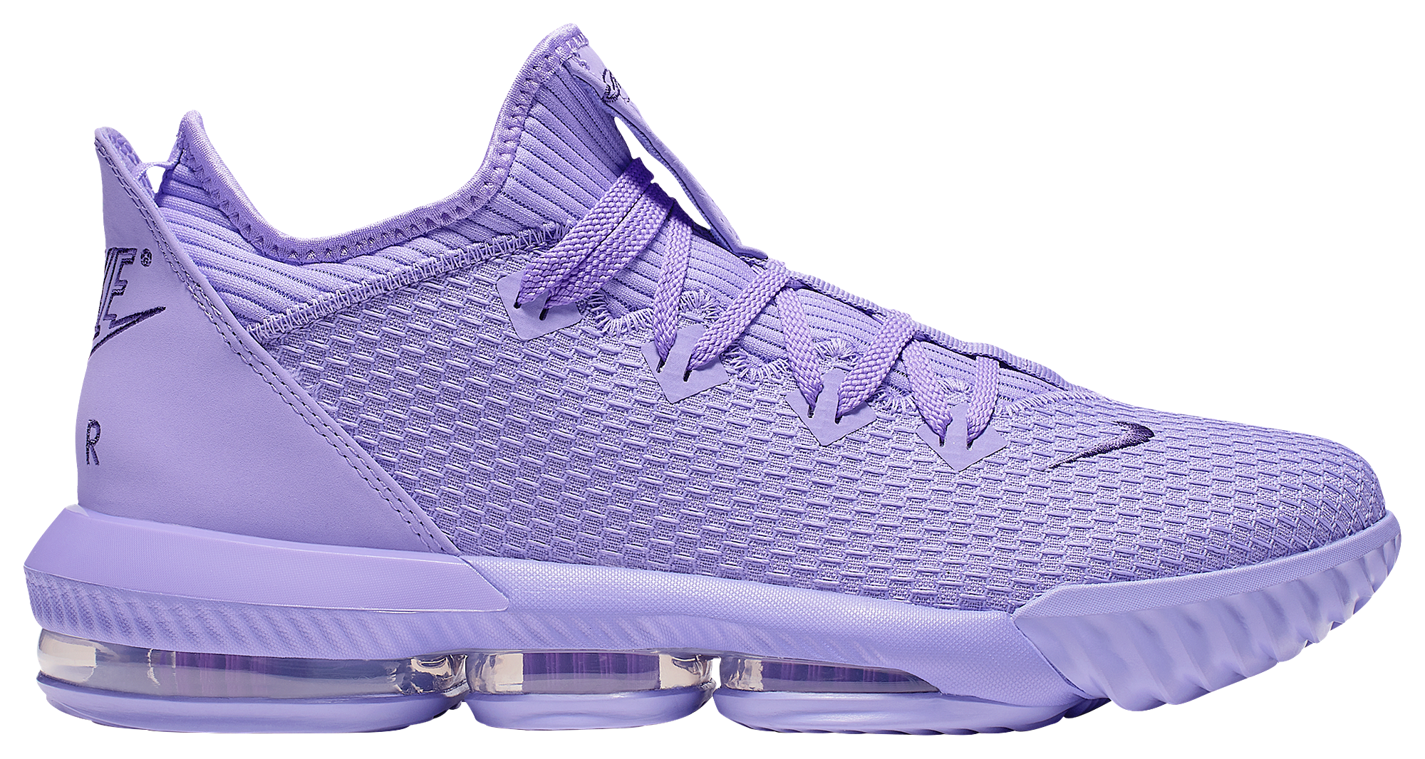 lebron 15 low foot locker