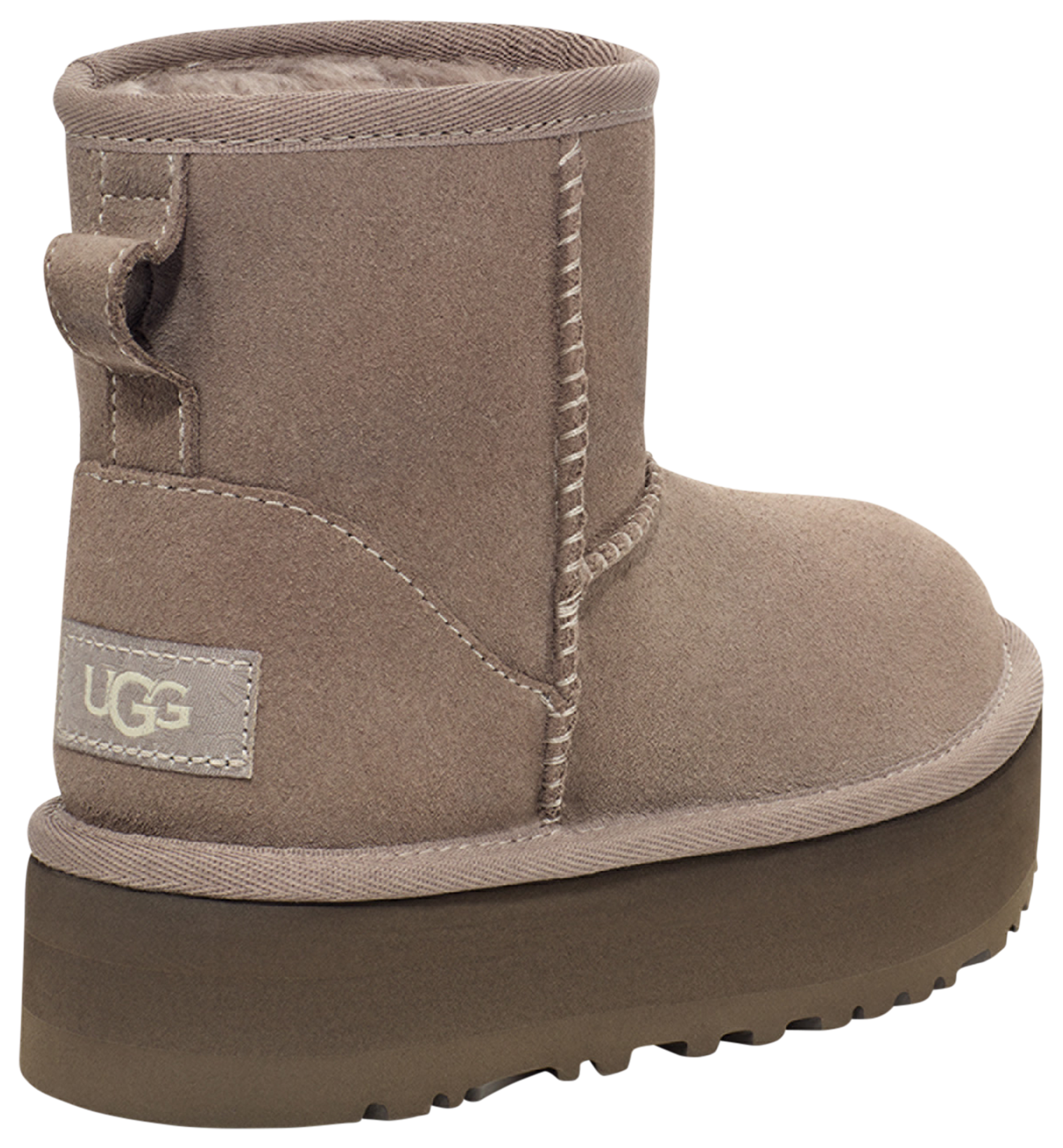 boys grade school uggs